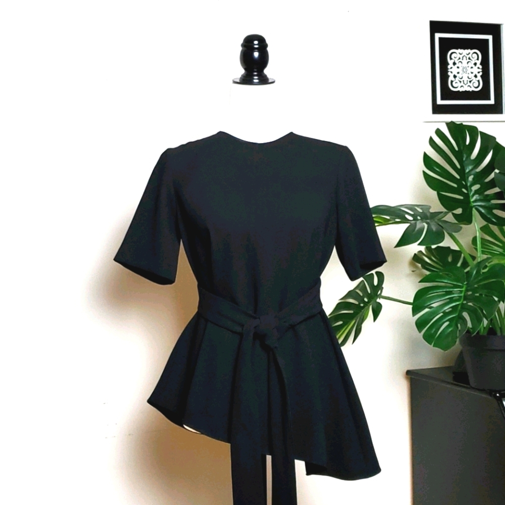 ZARA Woman black assymetrical Top Size XS - Picture 2 of 8